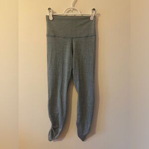 Nike Yoga Women's 7/8 Ruched Dri-Fit Leggings Size Small